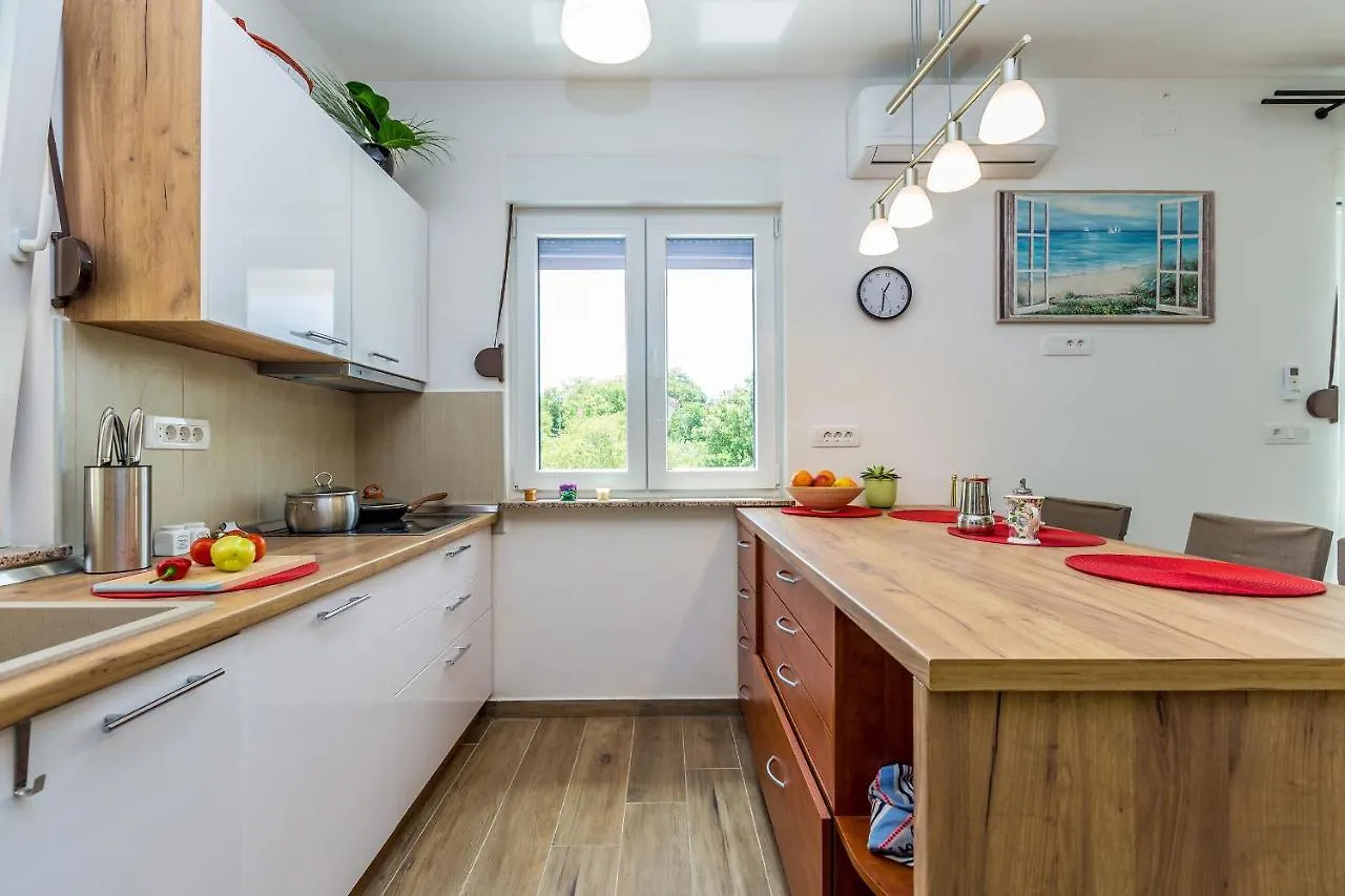 Holiday House Villa Jozi Gabonjin Holiday home