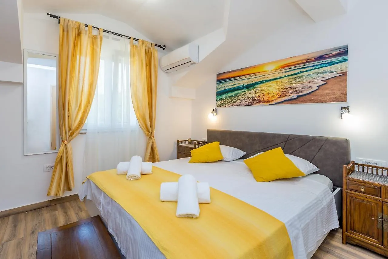 Holiday home Holiday House Villa Jozi Gabonjin